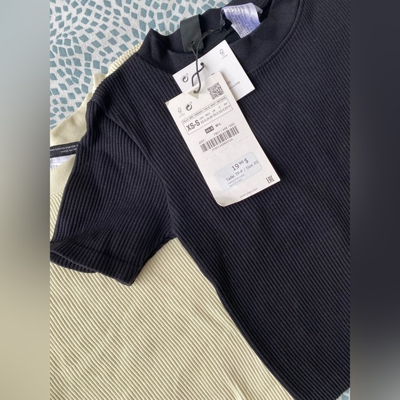 Zara Contour Crop Tops - Picture 4 of 6